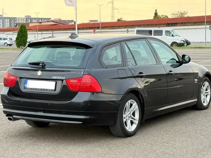 BMW Seria 3 E90/E91/E92/E93