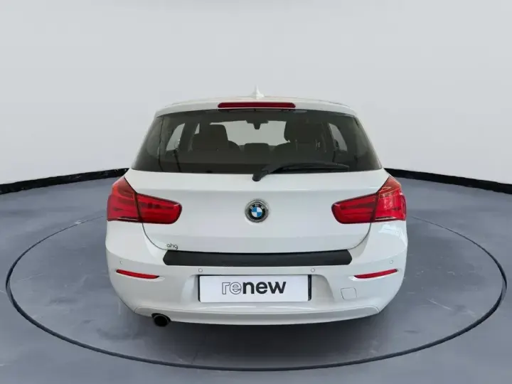 BMW Seria 1 116i Advantage