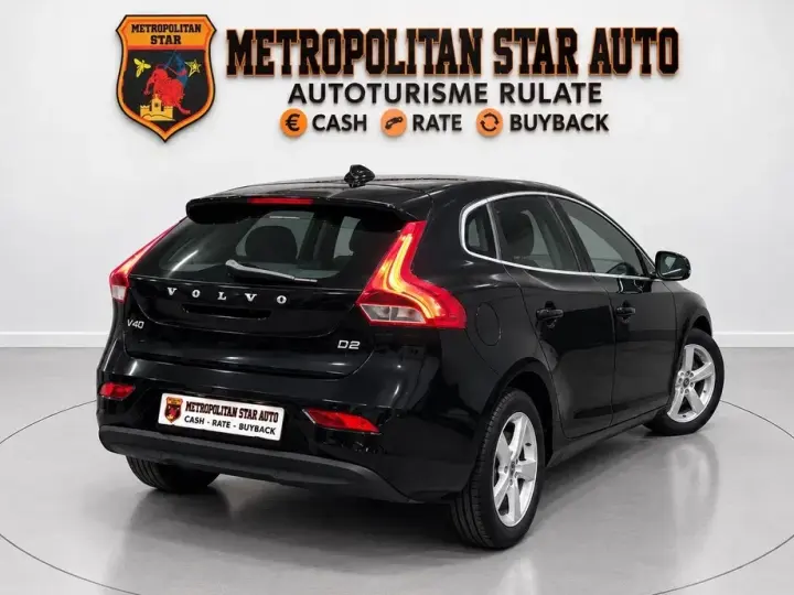 Volvo V40 II