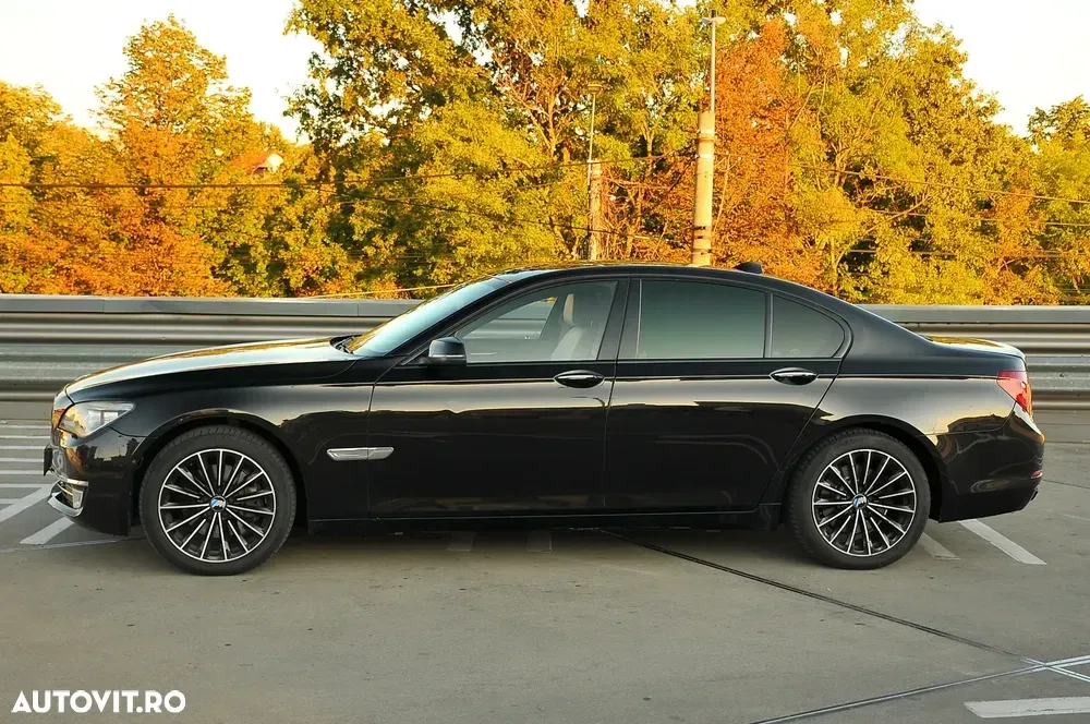 BMW Seria 7 G11/G12 [2015 - 2022] 740d xDrive — imagine 4