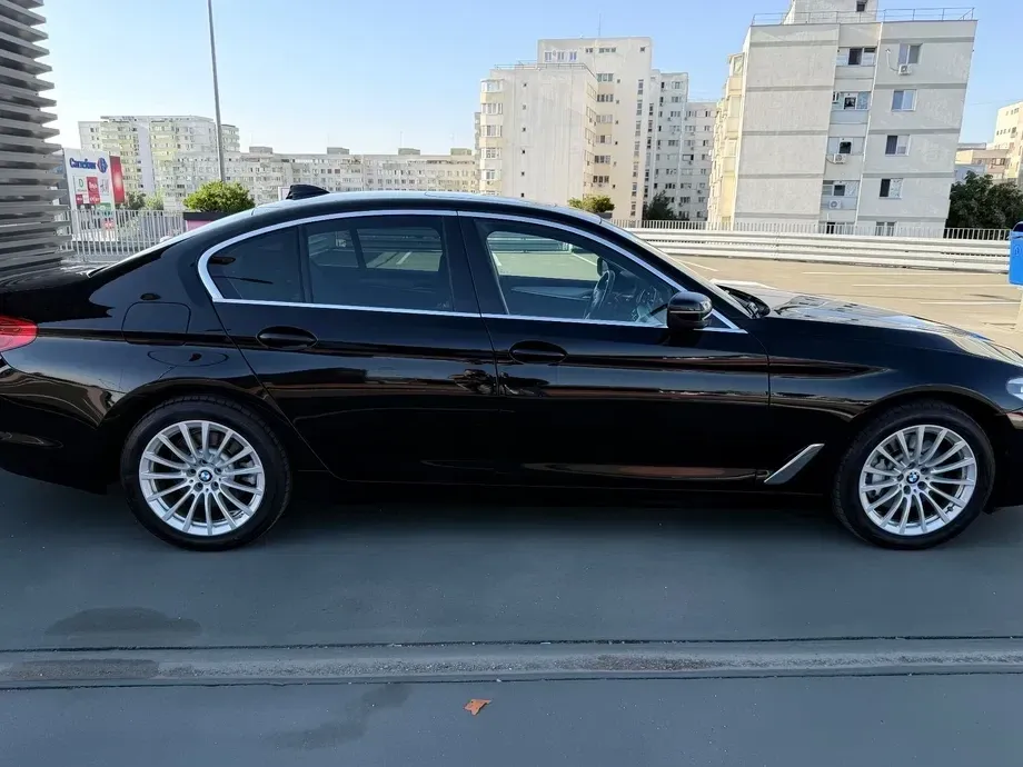 BMW Seria 5 G30/G31 530i xDrive AT — imagine 3