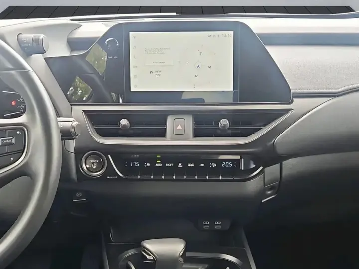 Lexus UX 250h Business Edition