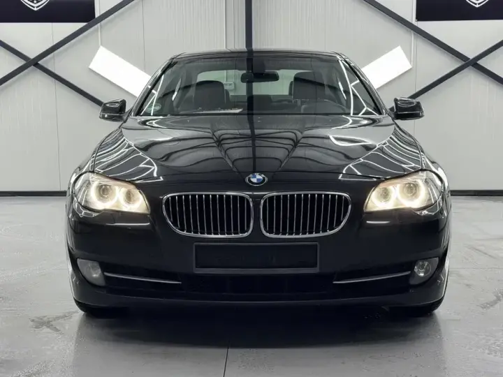BMW Seria 5 F10/F11/F07 520d Aut.