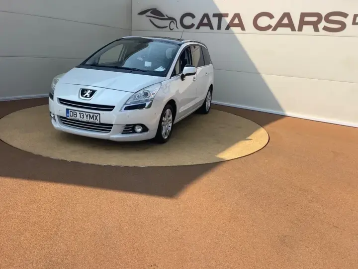 Peugeot 5008 I