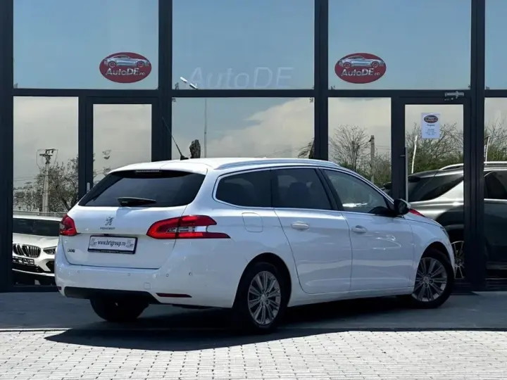 Peugeot 308 II