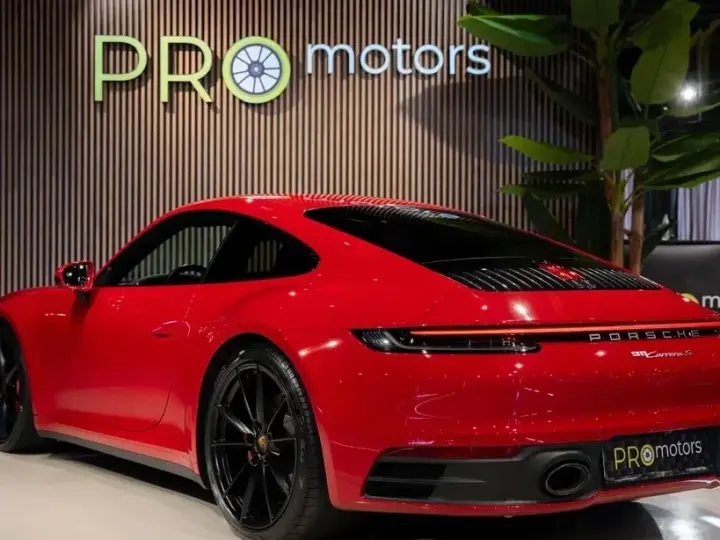 Porsche 911