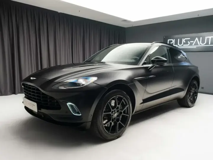 Aston Martin DBX