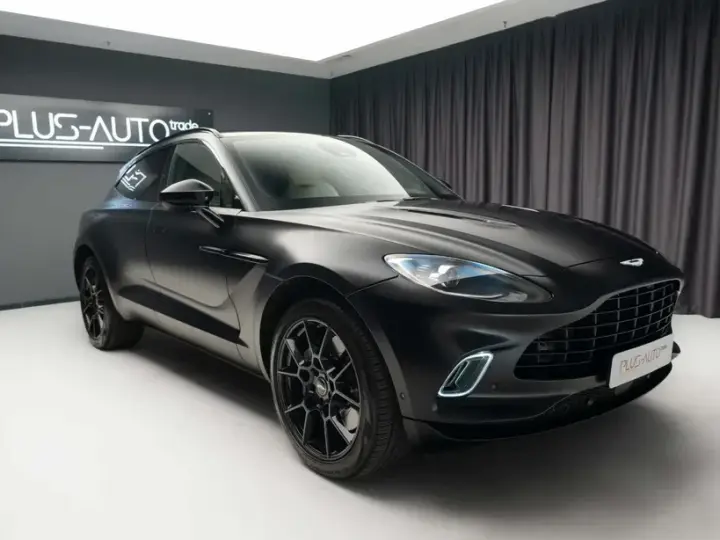 Aston Martin DBX