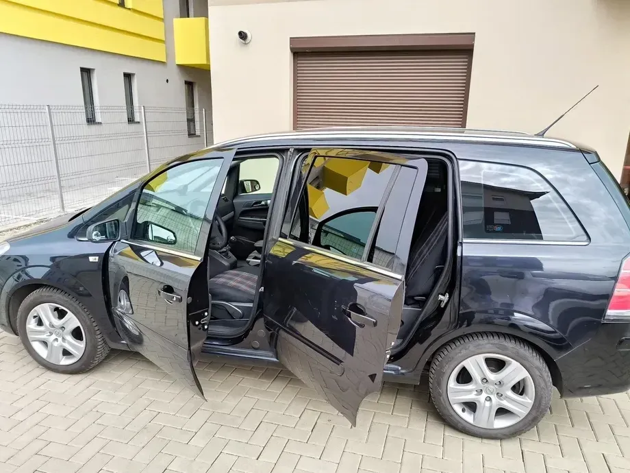 Opel Zafira B — imagine 6