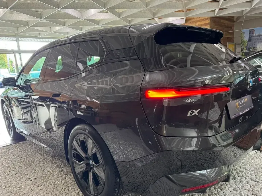 BMW iX — imagine 6