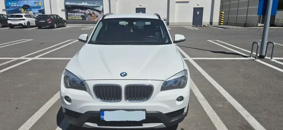 BMW X1 E84 sDrive18d xLine — imagine 2