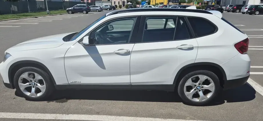 BMW X1 E84 sDrive18d xLine — imagine 3