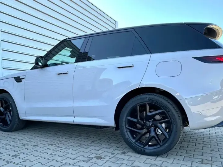 Land Rover Range Rover Sport 3.0 I6 P460 PHEV Dynamic SE