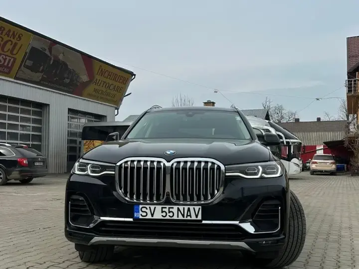 BMW X7