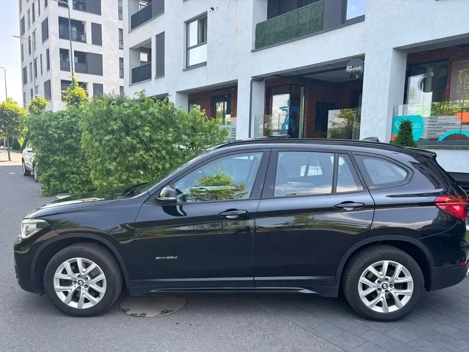 BMW X1 F48 xDrive25d AT Sport Line — imagine 3