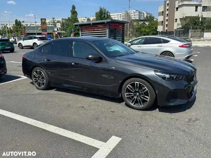 BMW Seria 5 520d xDrive AT MHEV