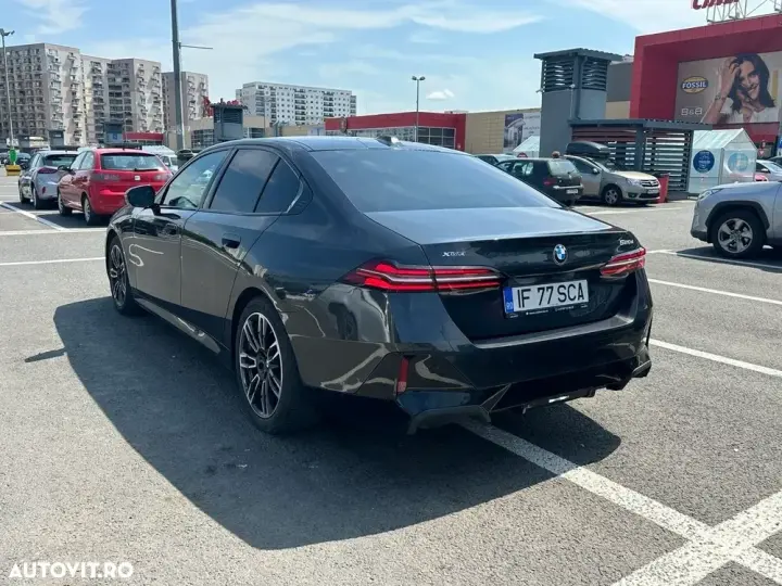 BMW Seria 5 520d xDrive AT MHEV