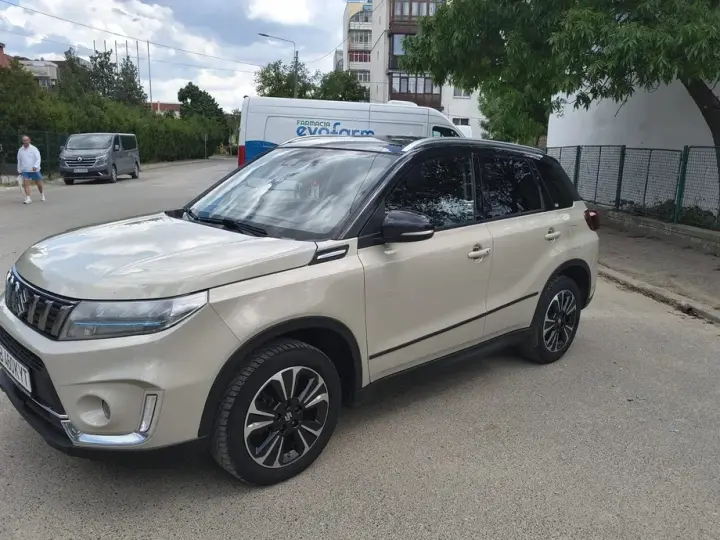 Suzuki Vitara III 1.4 Boosterjet AllGrip MHEV Spirit