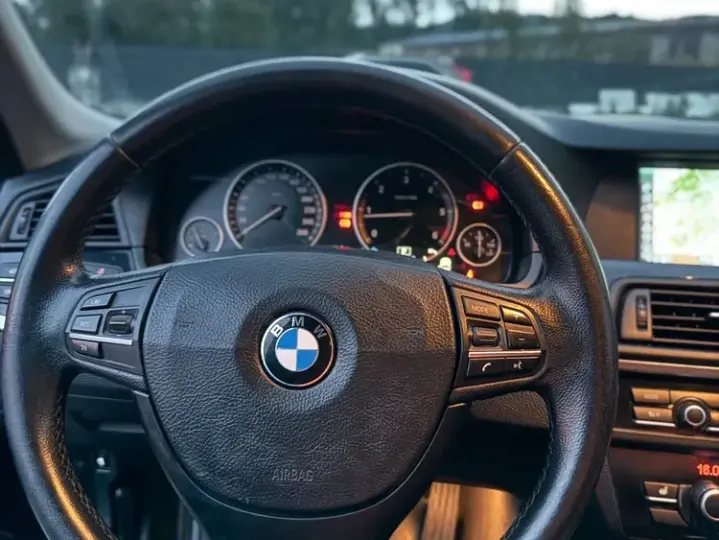 BMW Seria 5 520d Aut.