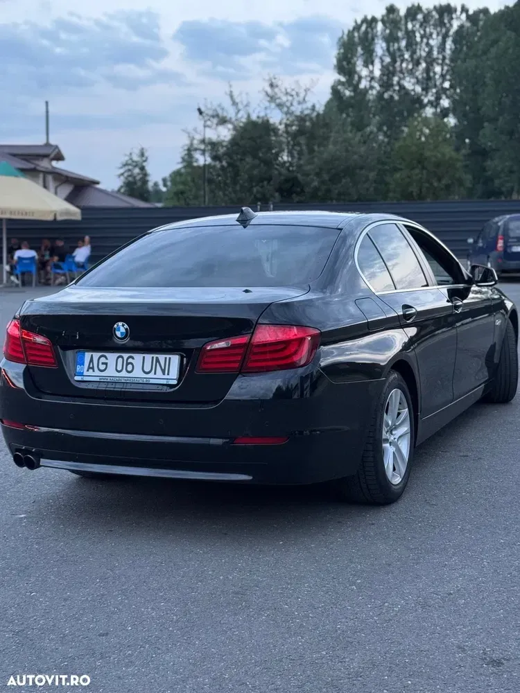 BMW Seria 5 520d Aut. — imagine 2
