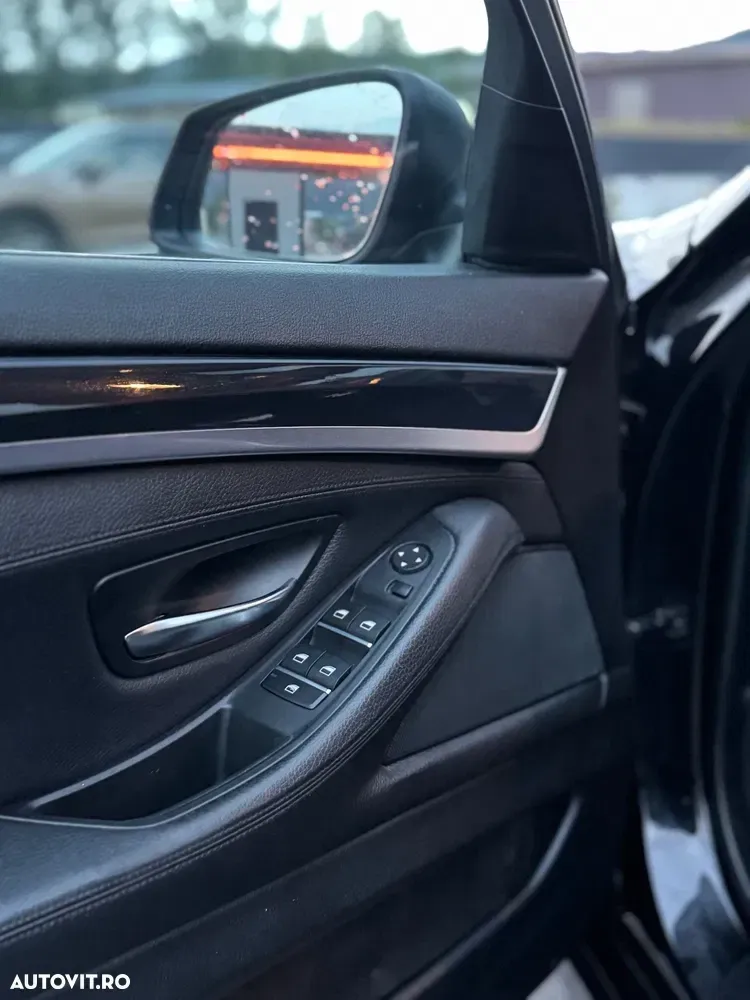 BMW Seria 5 520d Aut. — imagine 5
