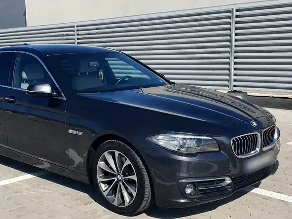 BMW Seria 5 F10/F11/F07 520d Aut. Luxury Line