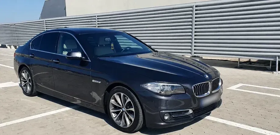 BMW Seria 5 F10/F11/F07 520d Aut. Luxury Line — imagine 2