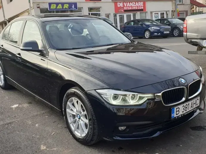 BMW Seria 3 F30/F31/F34 318d xDrive Advantage