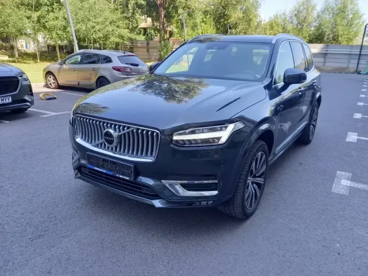 Volvo XC 90 II B5 MHEV AWD 5 locuri Momentum Pro