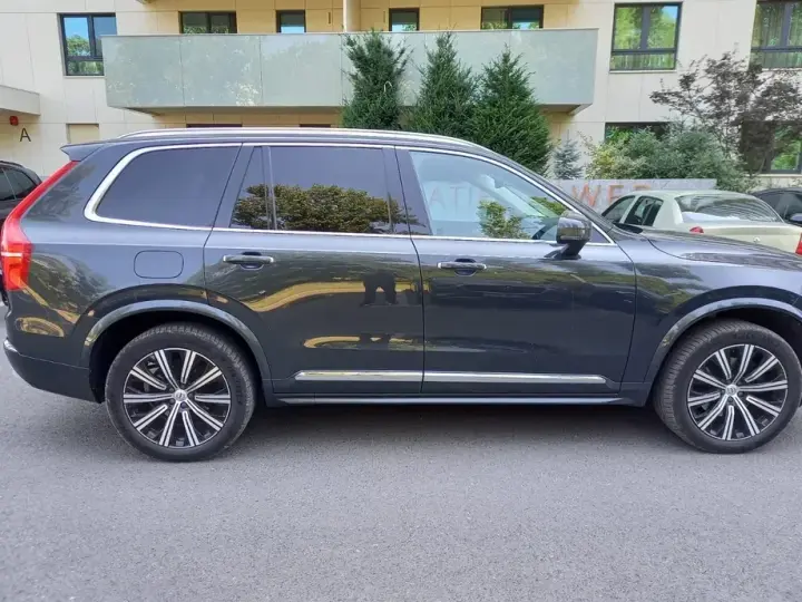 Volvo XC 90 II B5 MHEV AWD 5 locuri Momentum Pro
