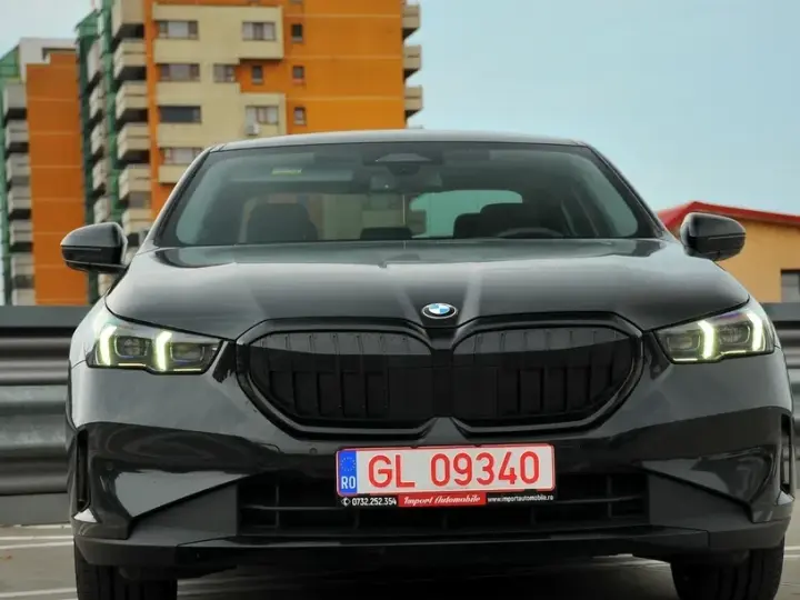 BMW Seria 5 G60/G61 520i AT MHEV