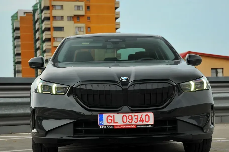 BMW Seria 5 G60/G61 520i AT MHEV — imagine 2