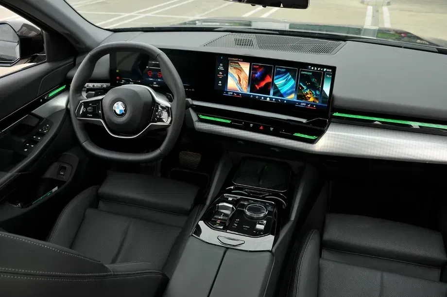 BMW Seria 5 G60/G61 520i AT MHEV — imagine 5