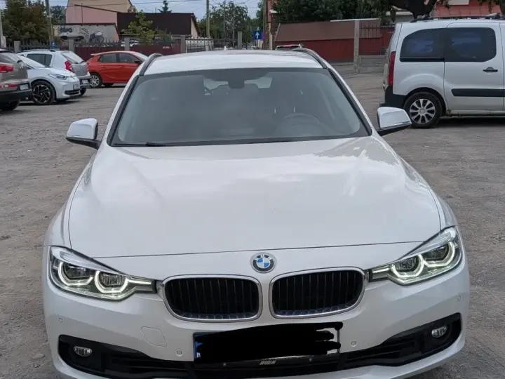 BMW Seria 3 F30/F31/F34 320i Aut. Advantage