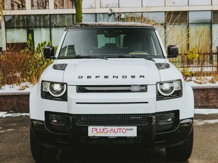 Land Rover Defender 90 3.0 D250 MHEV HSE
