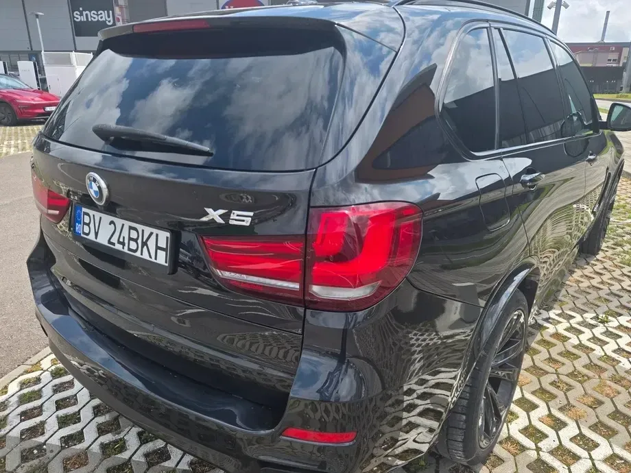BMW X5 xDrive30d — imagine 5