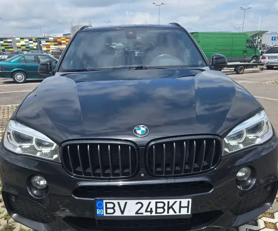 BMW X5 xDrive30d — imagine 2