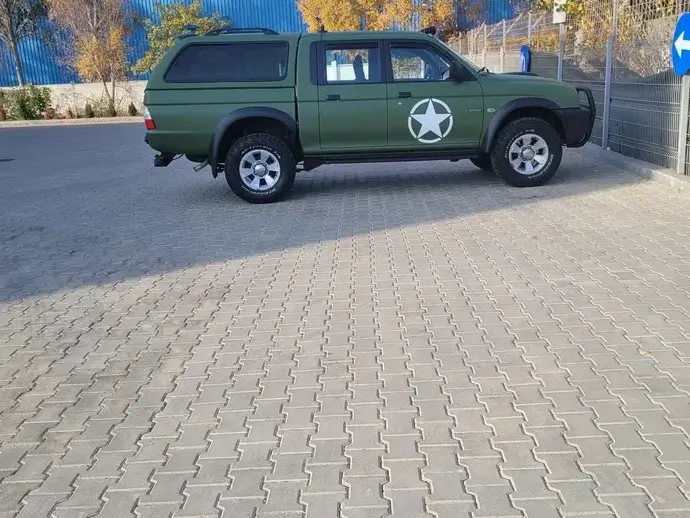 Mitsubishi L200 Pick Up 4x4 Invite