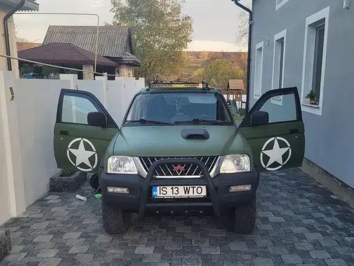 Mitsubishi L200 Pick Up 4x4 Invite