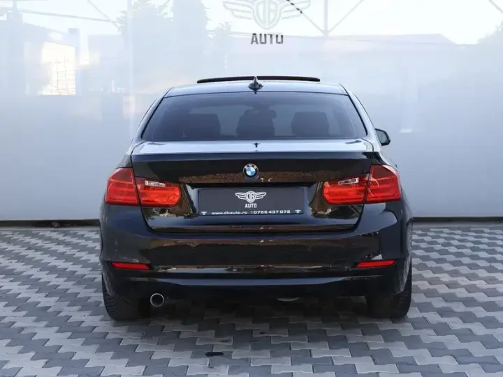 BMW Seria 3 F30/F31/F34 320d xDrive Aut.
