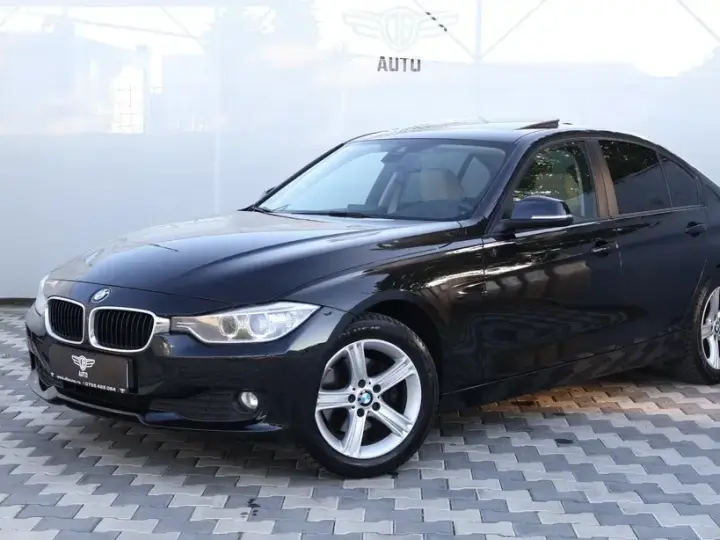 BMW Seria 3 F30/F31/F34 320d xDrive Aut.