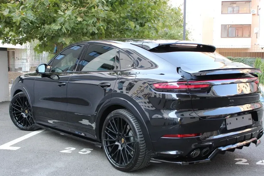 Porsche Cayenne E-Hybrid Tiptronic S — imagine 4