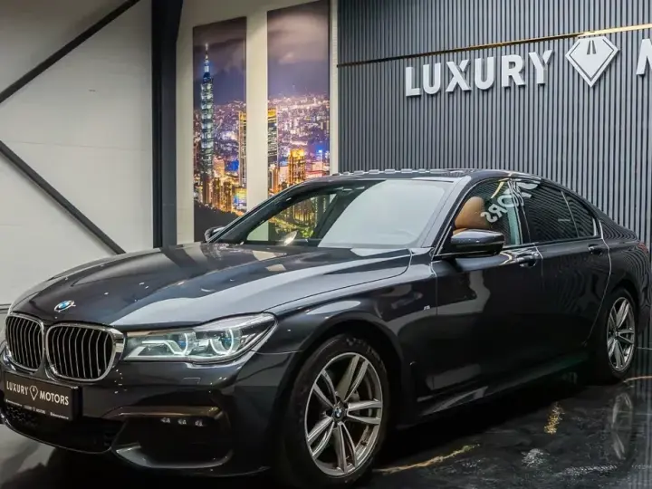 BMW Seria 7 G11/G12 730d xDrive