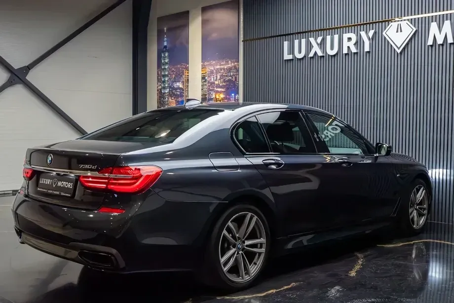 BMW Seria 7 G11/G12 730d xDrive — imagine 5