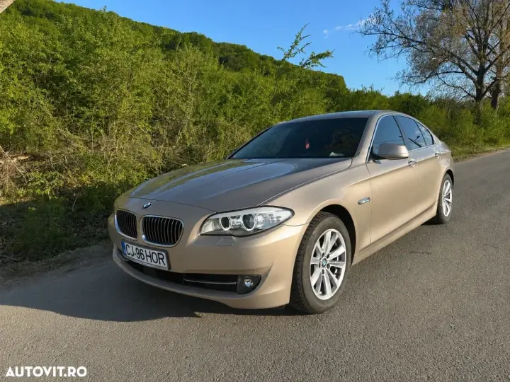 BMW Seria 5 F10/F11/F07 [2010 - 2017] 525d xDrive AT