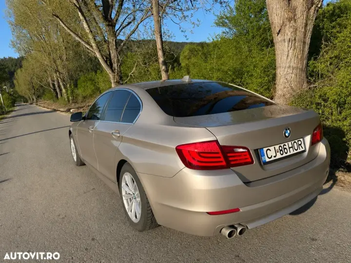 BMW Seria 5 F10/F11/F07 [2010 - 2017] 525d xDrive AT