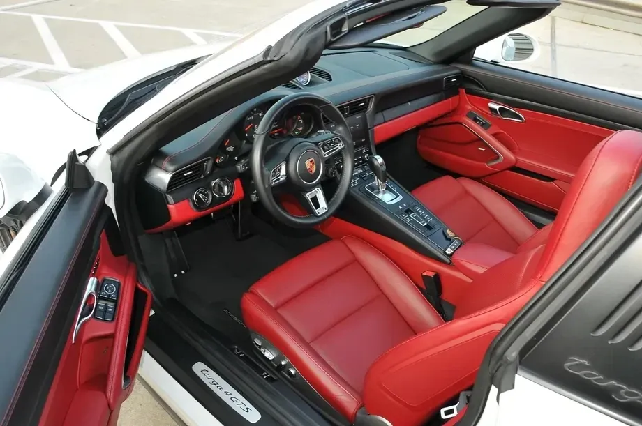 Porsche 911 Targa 4 GTS PDK — imagine 6