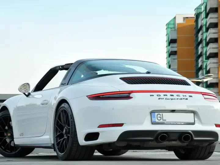 Porsche 911 Targa 4 GTS PDK