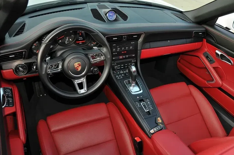 Porsche 911 Targa 4 GTS PDK — imagine 5