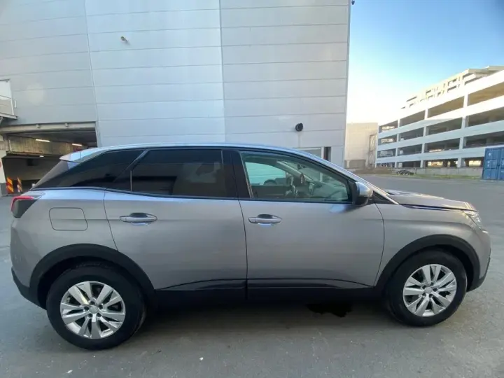 Peugeot 3008 II BlueHDi 130 Stop & Start EAT8 Active Pack